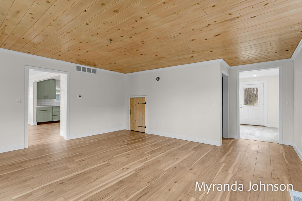 14661 Mercury Drive, Grand Haven, MI, 49417