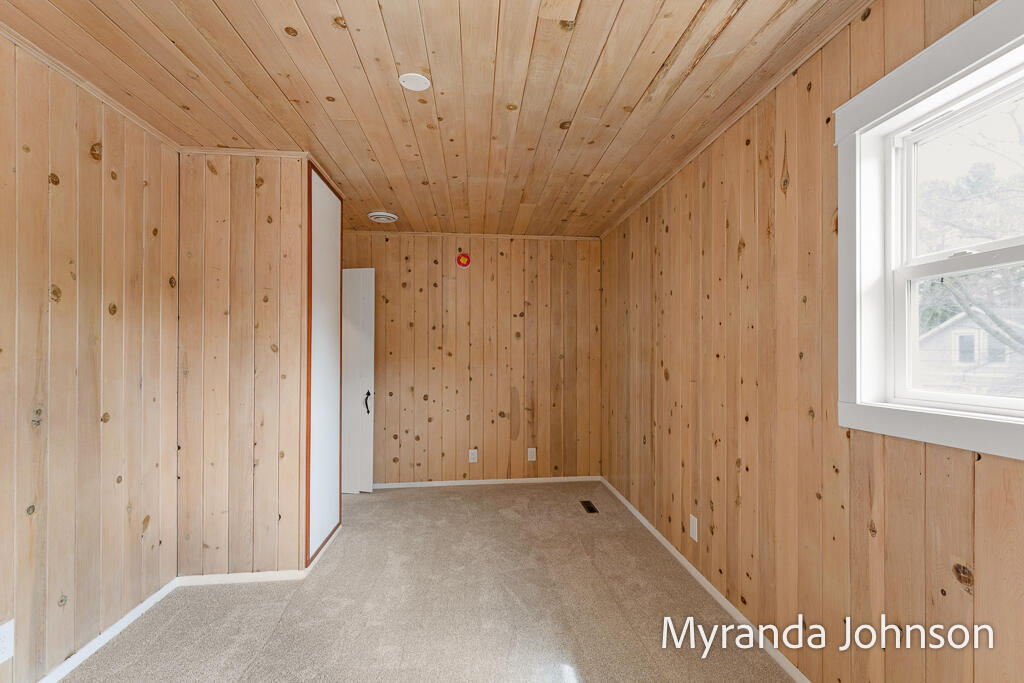 14661 Mercury Drive, Grand Haven, MI, 49417