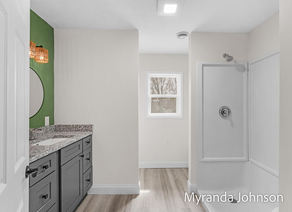 14661 Mercury Drive, Grand Haven, MI, 49417