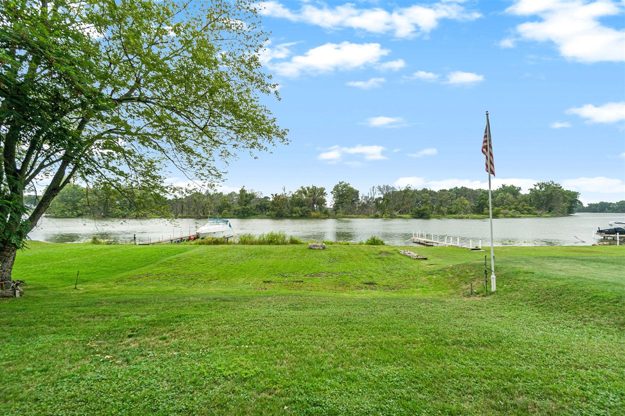 14661 Mercury Drive, Grand Haven, MI, 49417