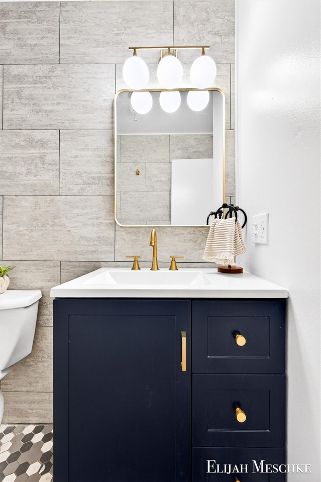 206 W Nelson Street, Hastings, MI, 49058