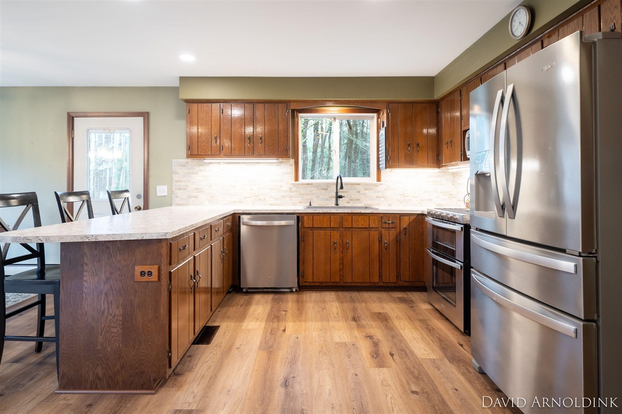 6264 140th Avenue, Holland, MI, 49423-9732