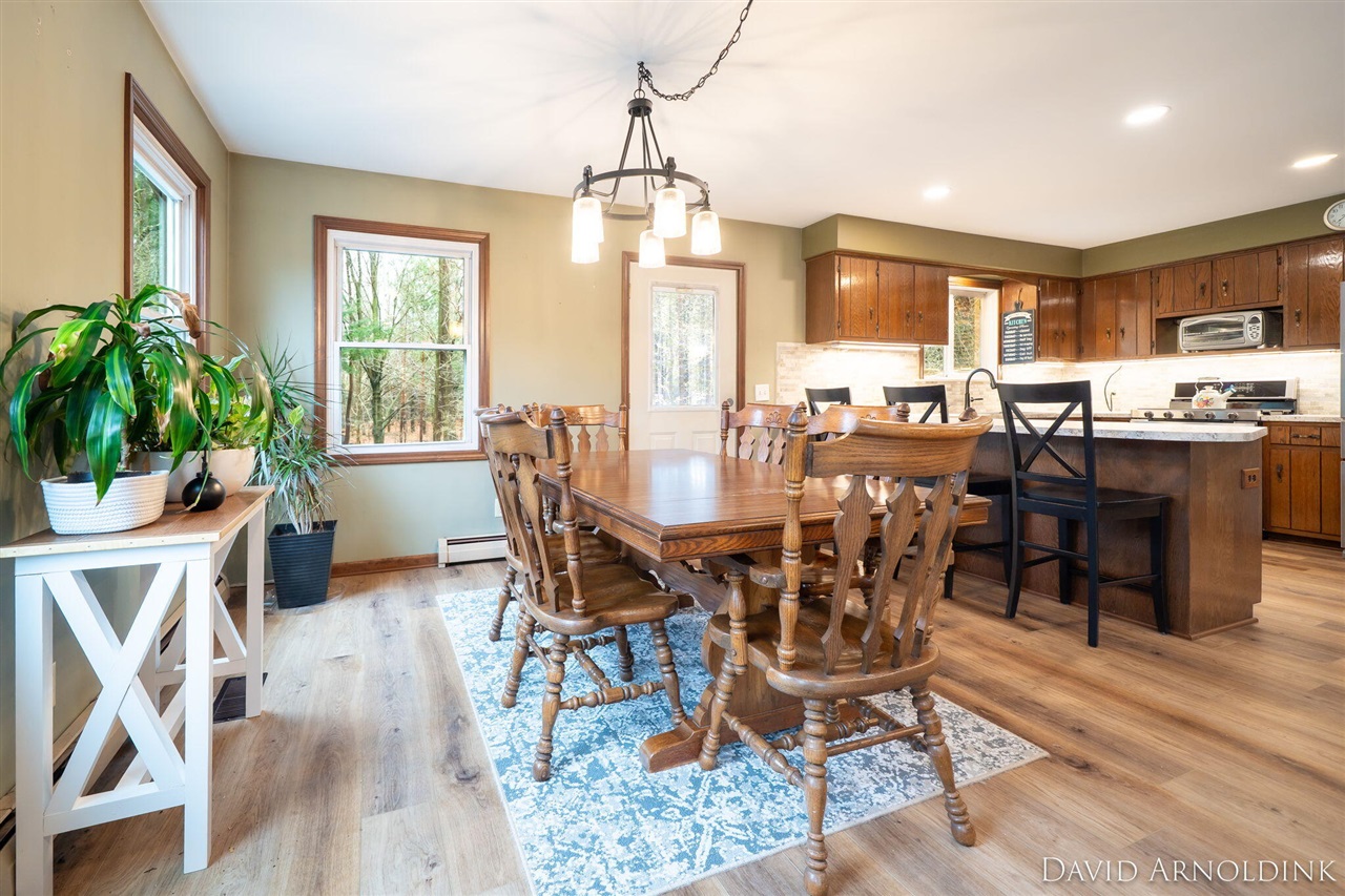 6264 140th Avenue, Holland, MI, 49423-9732