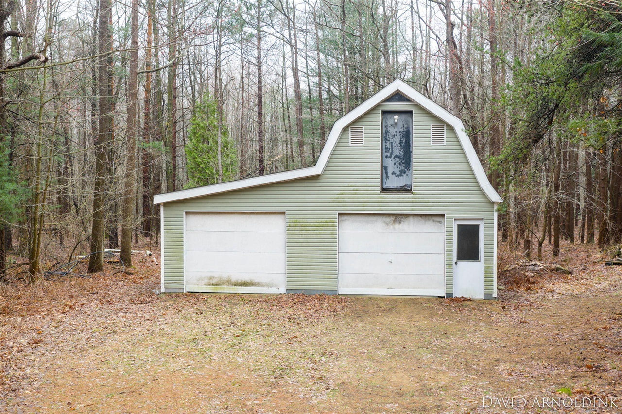 6264 140th Avenue, Holland, MI, 49423-9732