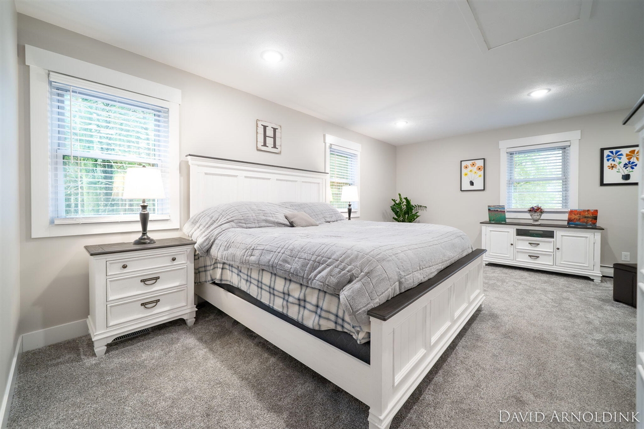 6264 140th Avenue, Holland, MI, 49423-9732