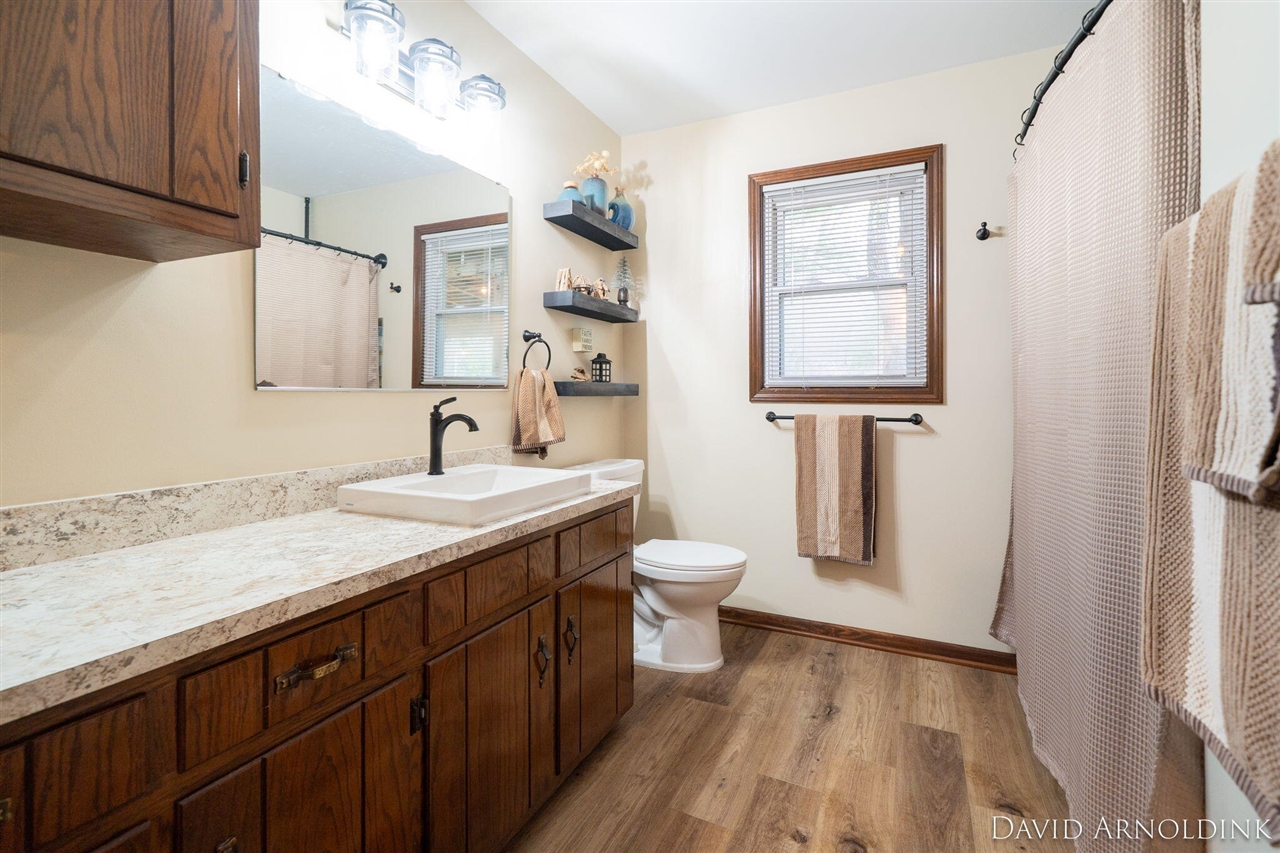 6264 140th Avenue, Holland, MI, 49423-9732