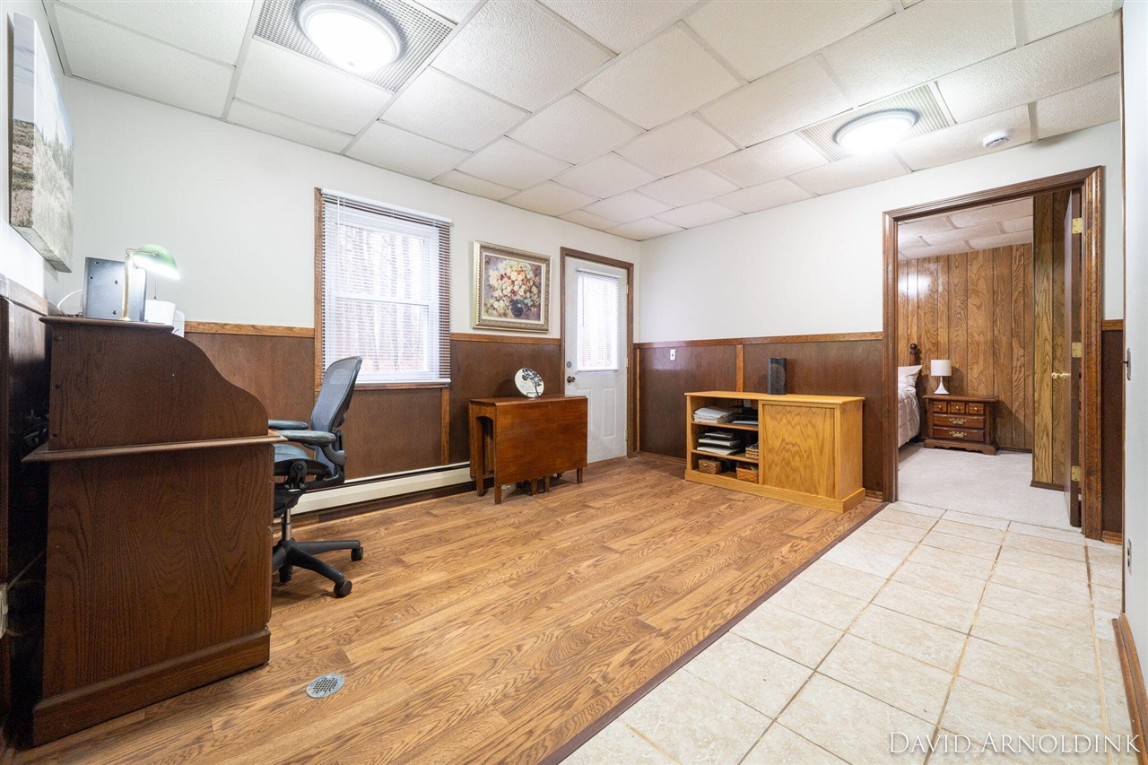 6264 140th Avenue, Holland, MI, 49423-9732