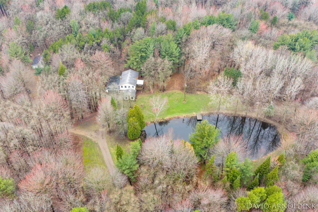 6264 140th Avenue, Holland, MI, 49423-9732