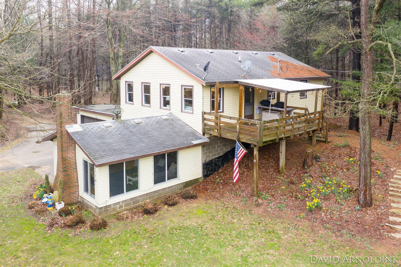 6264 140th Avenue, Holland, MI, 49423-9732