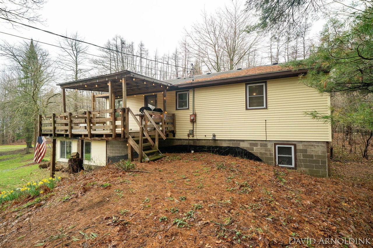 6264 140th Avenue, Holland, MI, 49423-9732