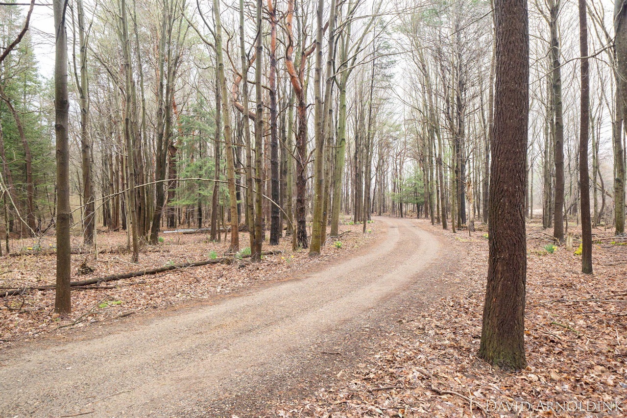 6264 140th Avenue, Holland, MI, 49423-9732