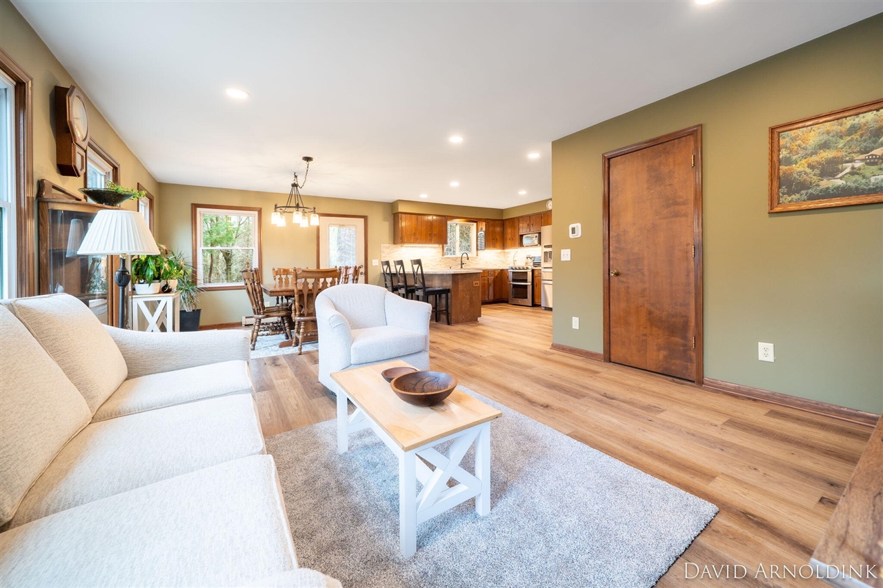 6264 140th Avenue, Holland, MI, 49423-9732