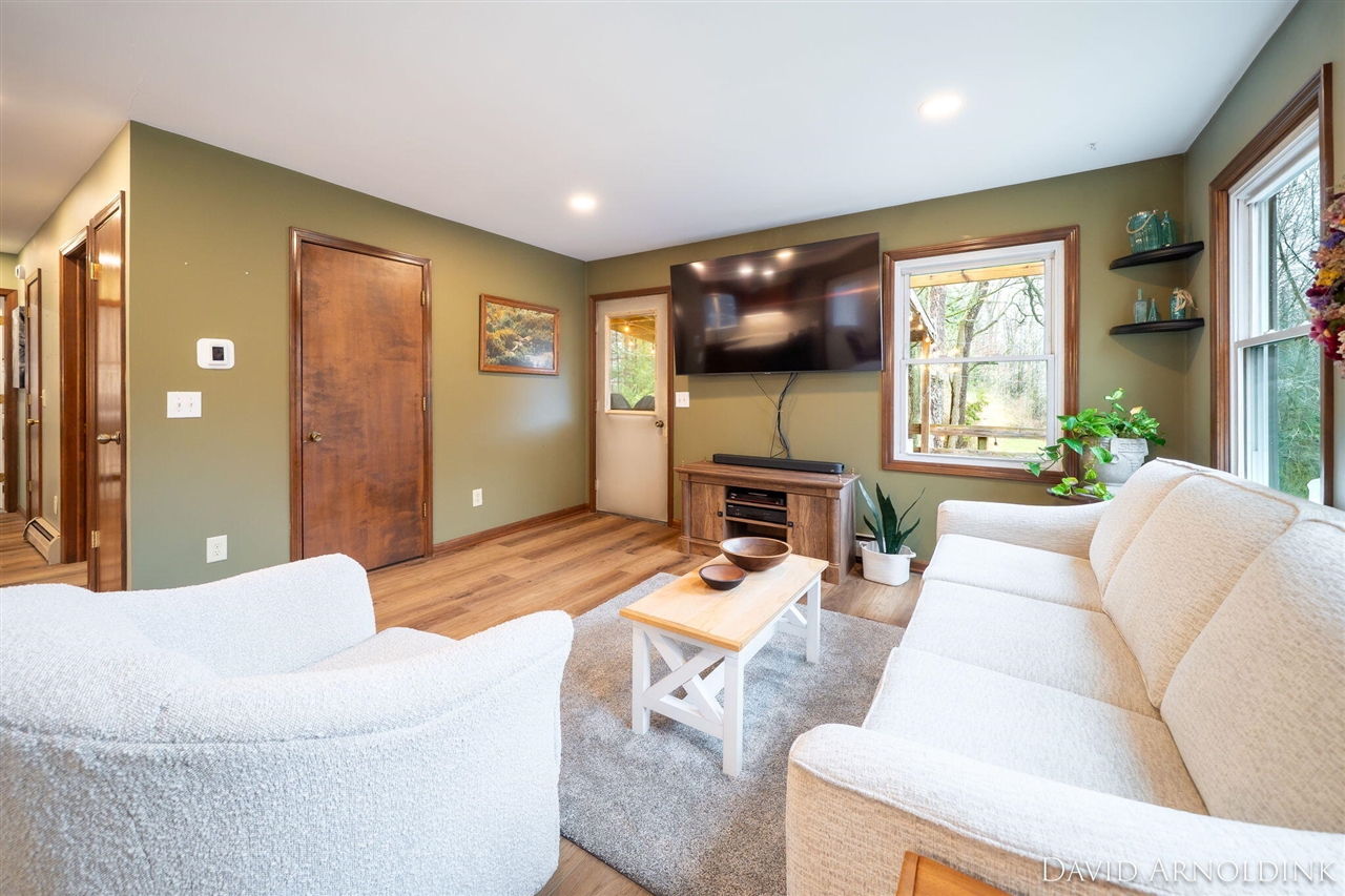 6264 140th Avenue, Holland, MI, 49423-9732