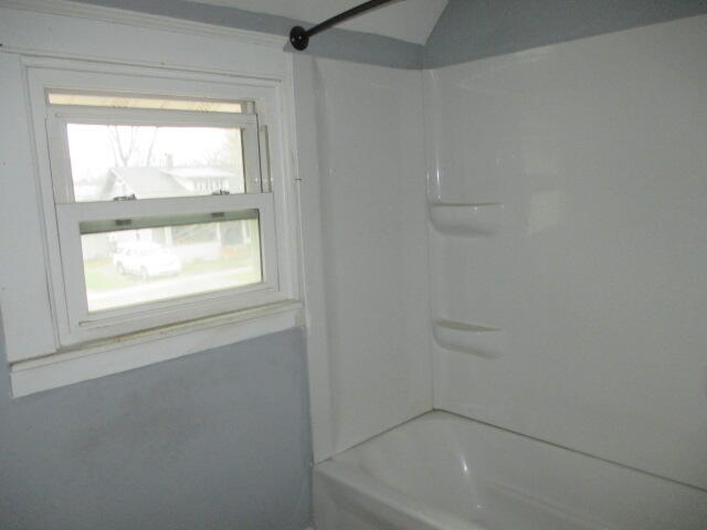 120 Hillsborough Street, Hartford, MI, 49057-1034