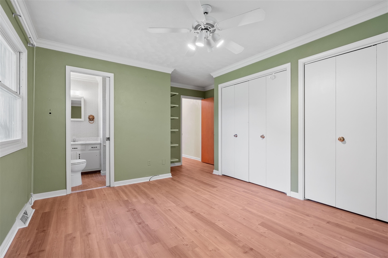 8218 N 37th Street, Richland, MI, 49083-9339