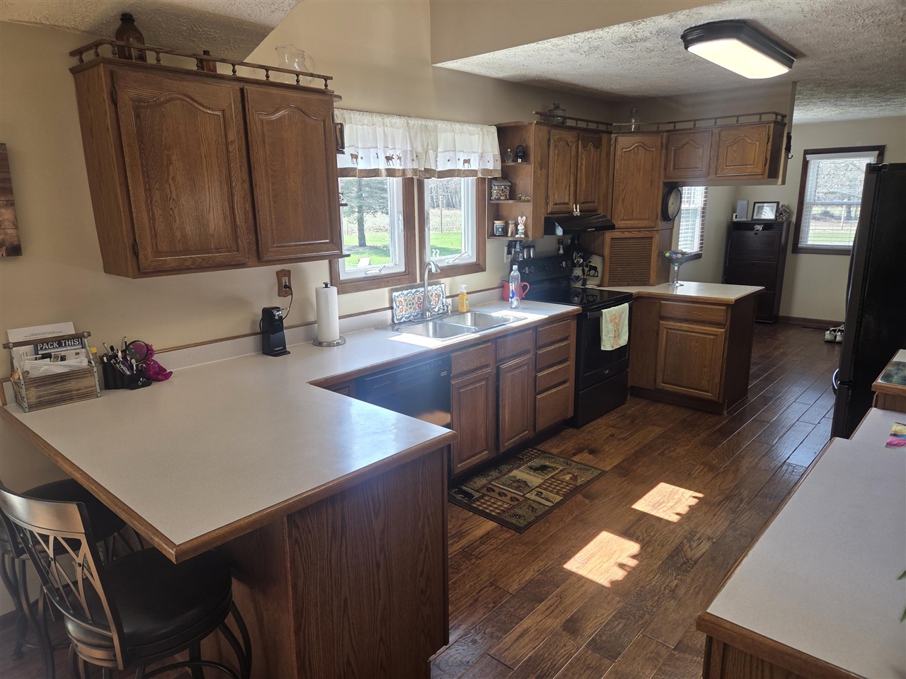 26641 60th Avenue, Mattawan, MI, 49071-9511