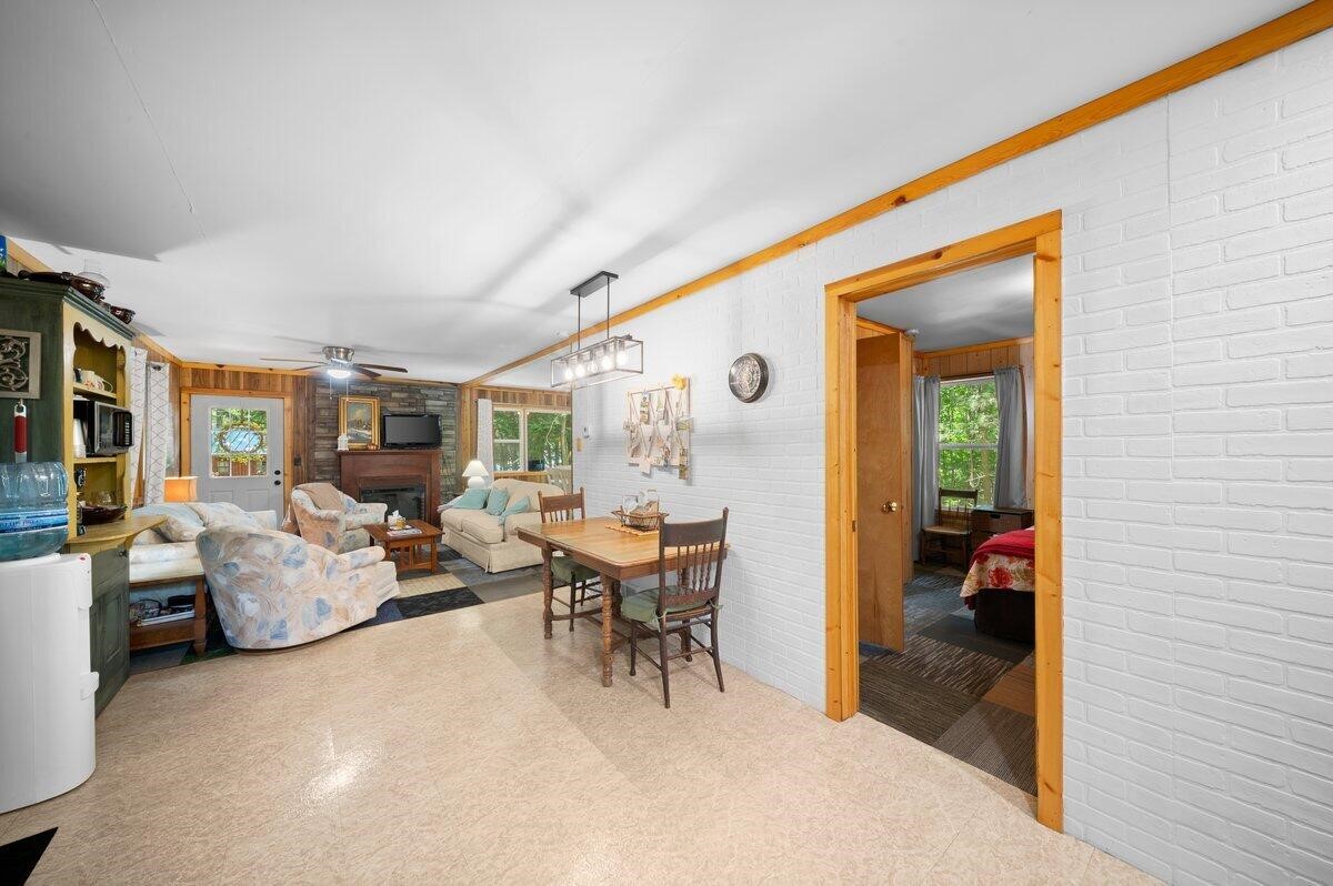 20308 Lakeview Drive, Tustin, MI, 49688-8286