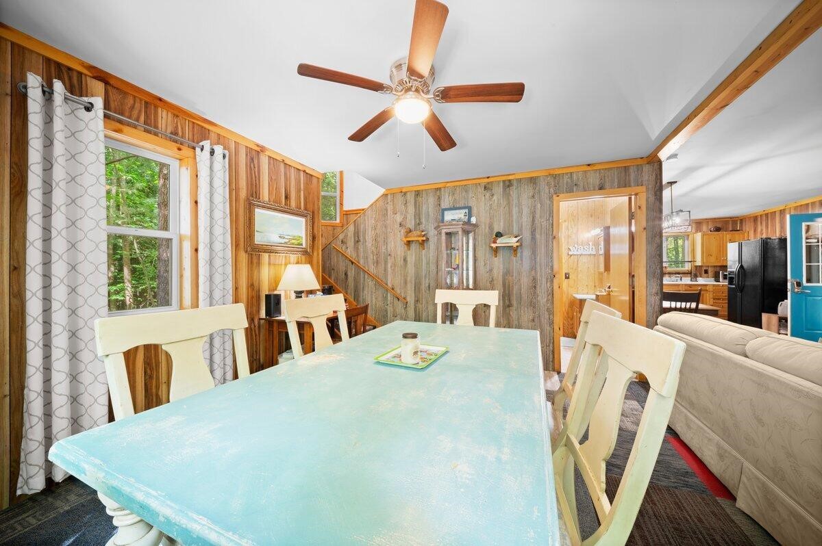 20308 Lakeview Drive, Tustin, MI, 49688-8286