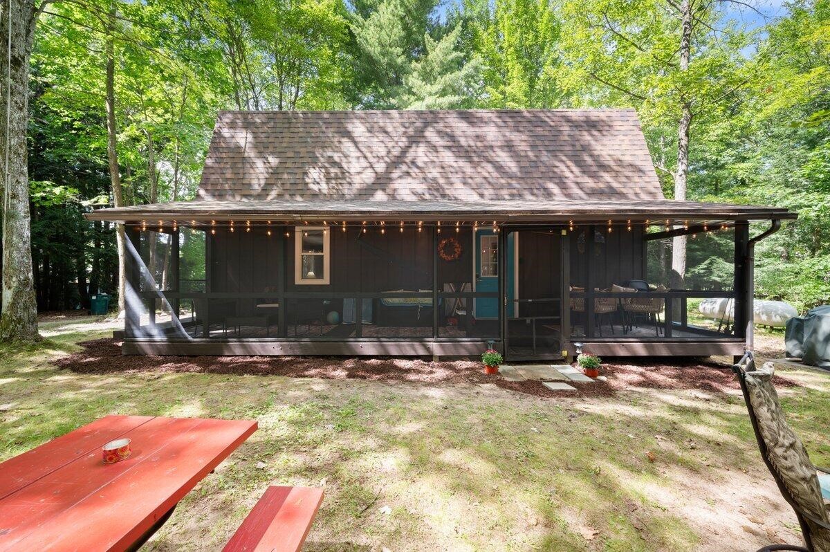 20308 Lakeview Drive, Tustin, MI, 49688-8286