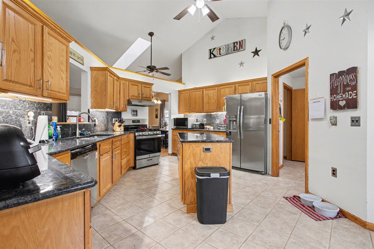 137 Barbadoes Trail, Battle Creek, MI, 49015-8676