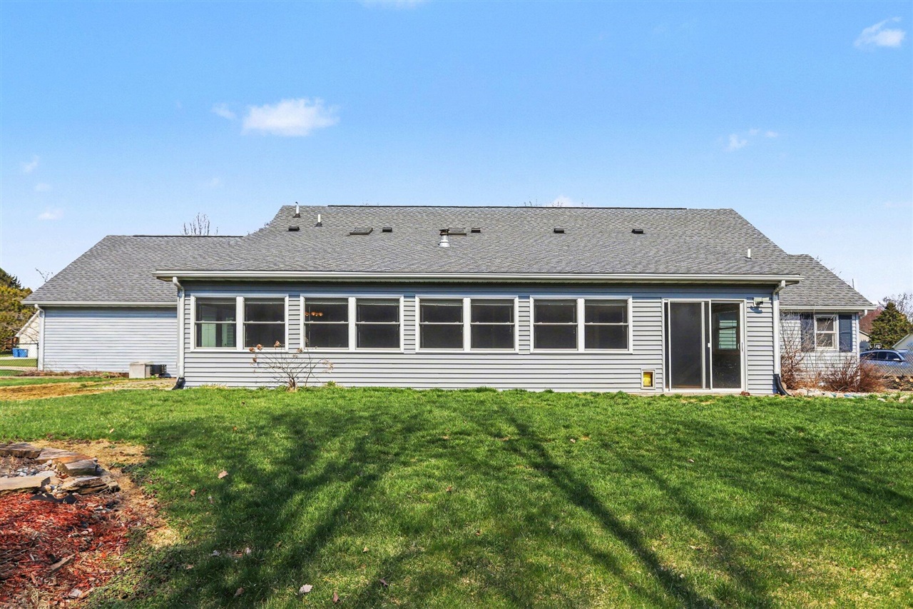 137 Barbadoes Trail, Battle Creek, MI, 49015-8676