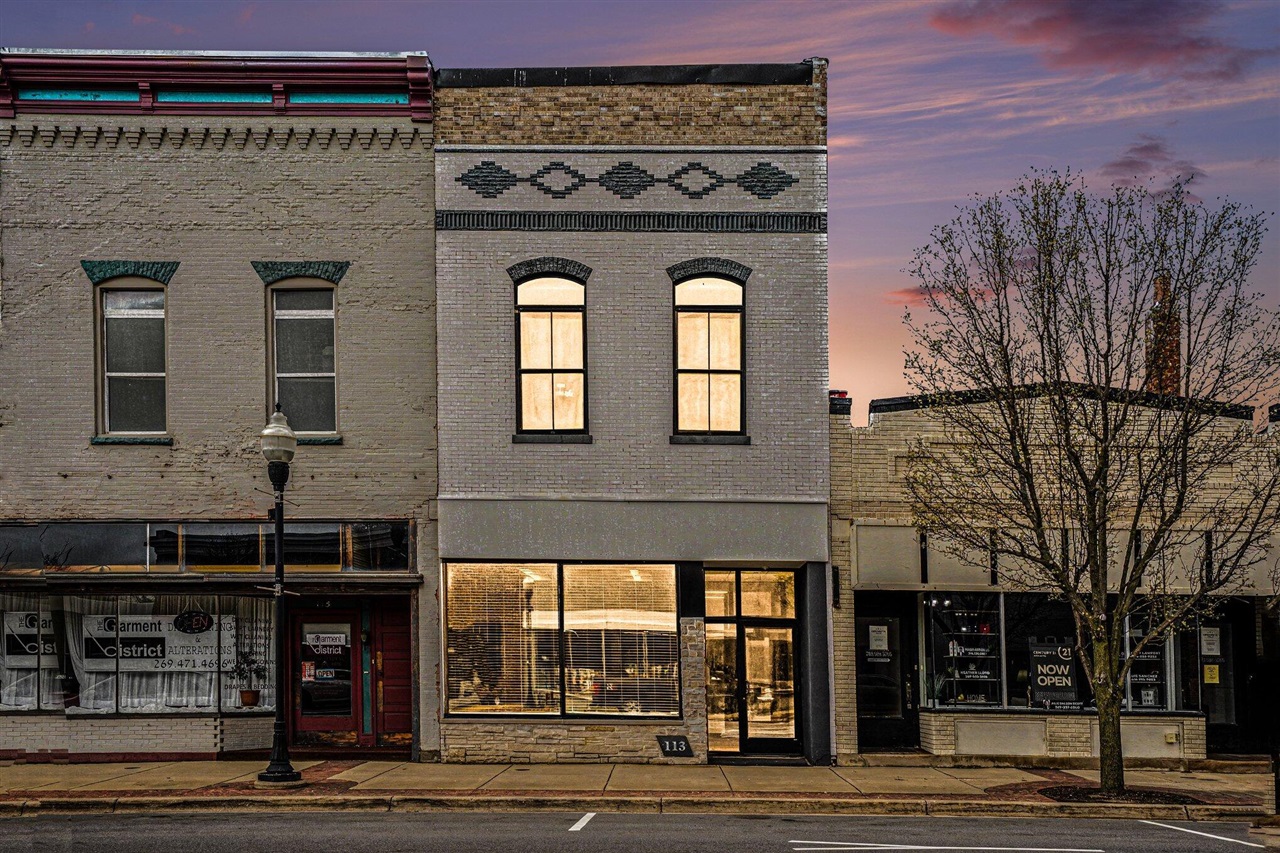 3717 S Westnedge Avenue, Kalamazoo, MI, 49008