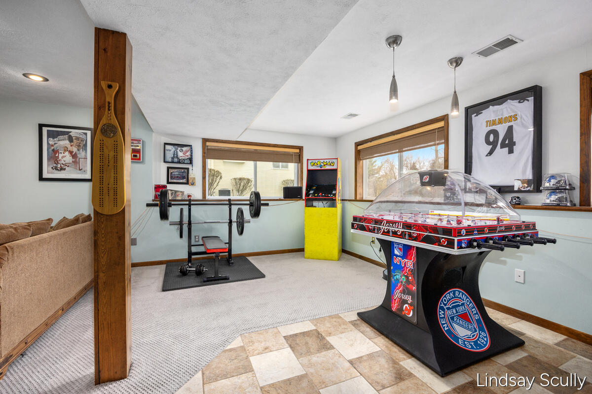 7855 Meadowood Drive, Hudsonville, MI, 49426-7318