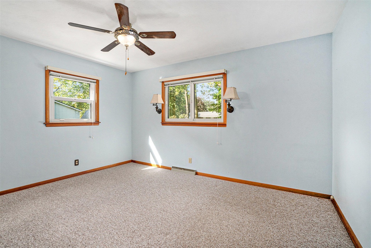 340 W Railroad Street, Centreville, MI, 49032