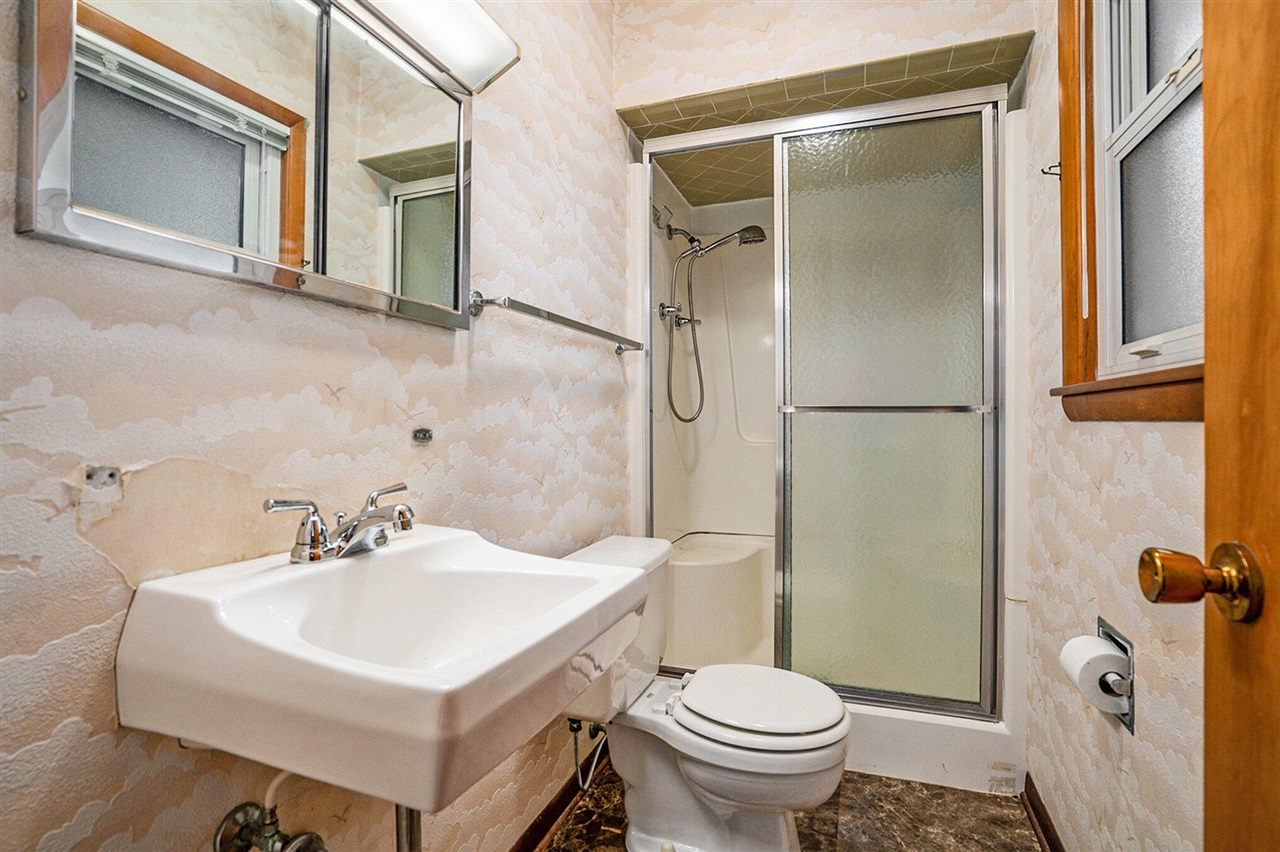 340 W Railroad Street, Centreville, MI, 49032