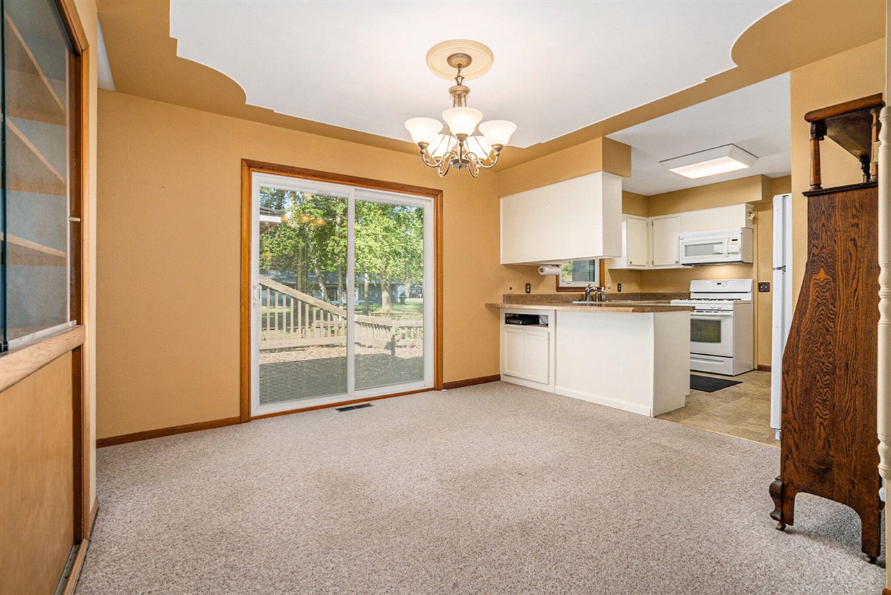 340 W Railroad Street, Centreville, MI, 49032