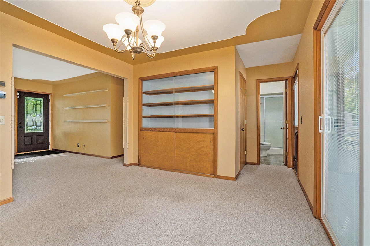 340 W Railroad Street, Centreville, MI, 49032