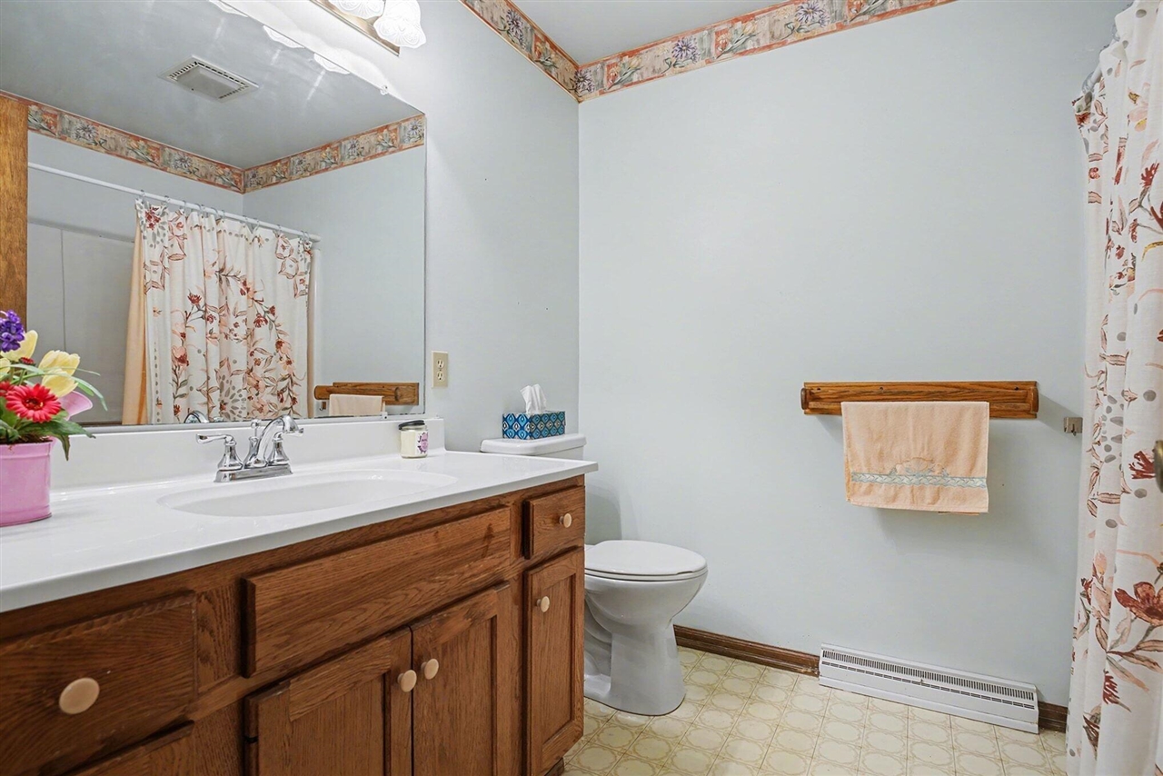 603 Broadway Avenue, White Pigeon, MI, 49099-8708