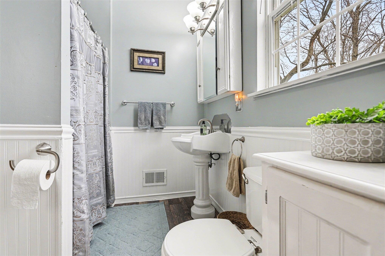 814 French Street, Three Rivers, MI, 49093-2254