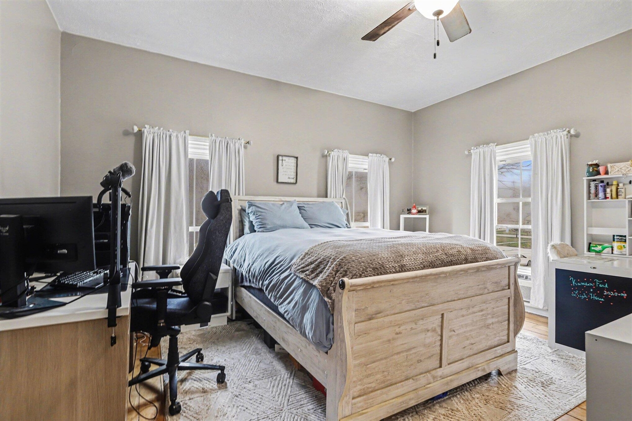 814 French Street, Three Rivers, MI, 49093-2254