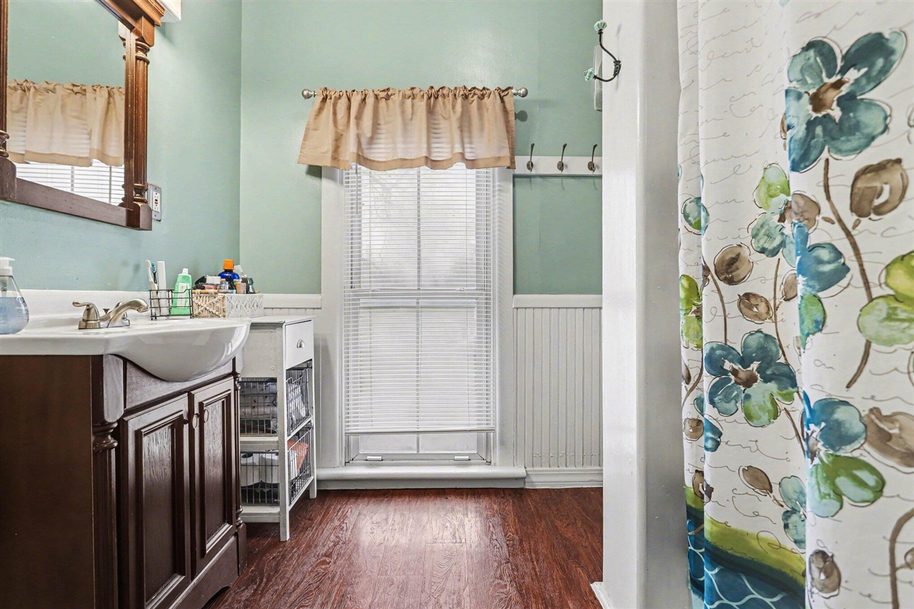 814 French Street, Three Rivers, MI, 49093-2254