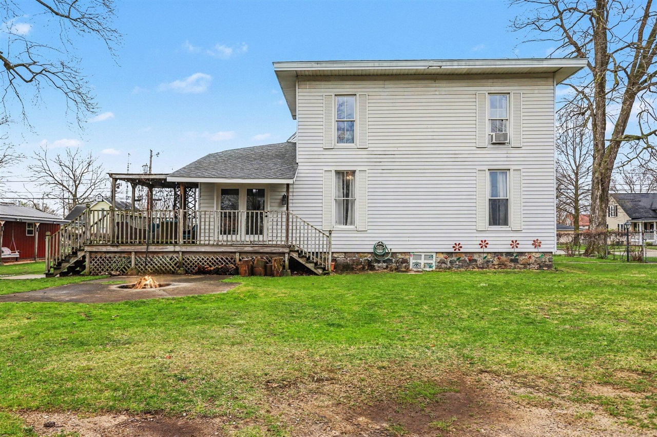 814 French Street, Three Rivers, MI, 49093-2254