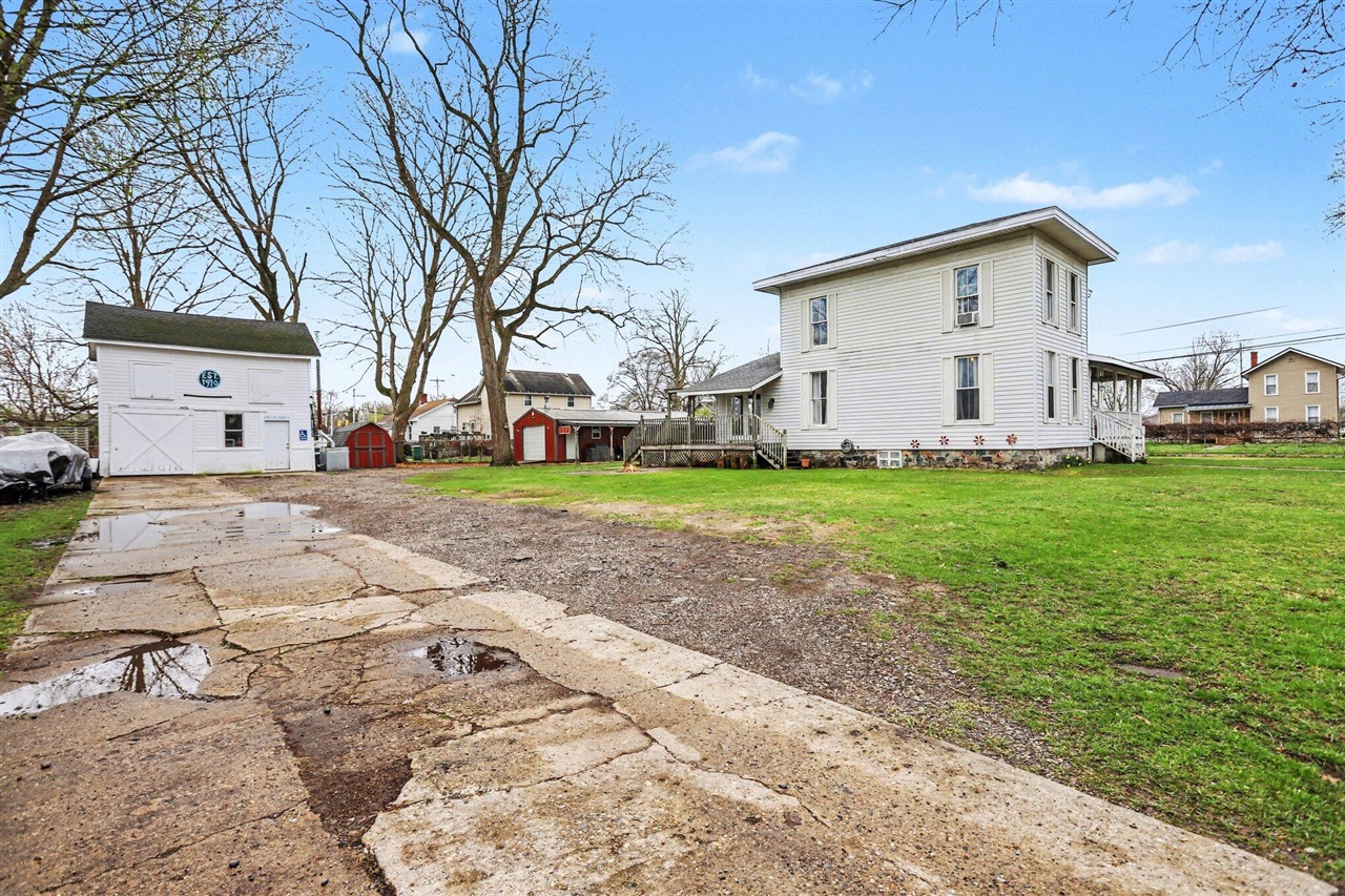 814 French Street, Three Rivers, MI, 49093-2254