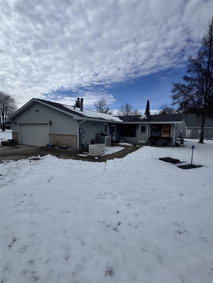 6384 Larch Trail, Lake, MI, 48632-9187