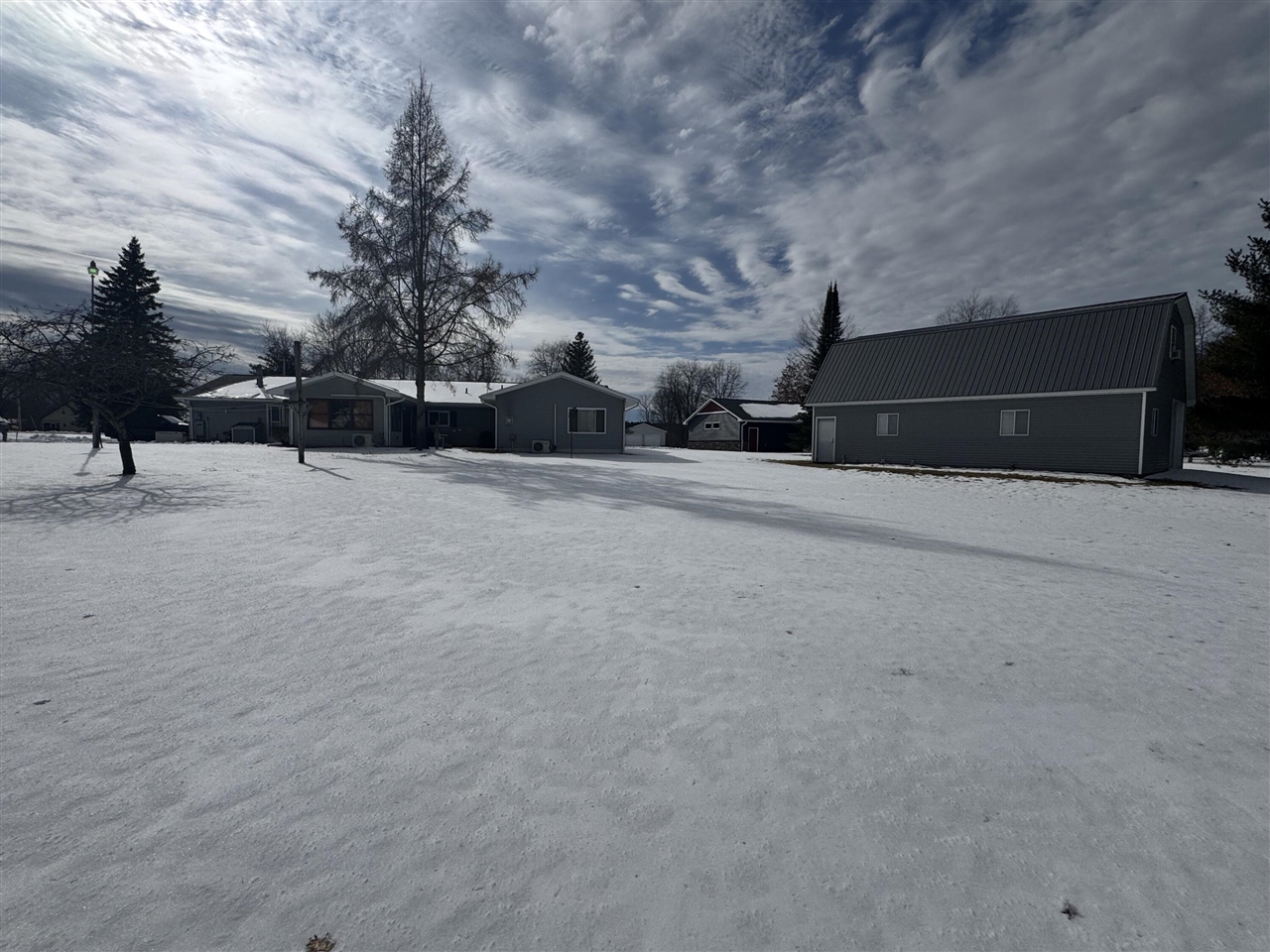 6384 Larch Trail, Lake, MI, 48632-9187