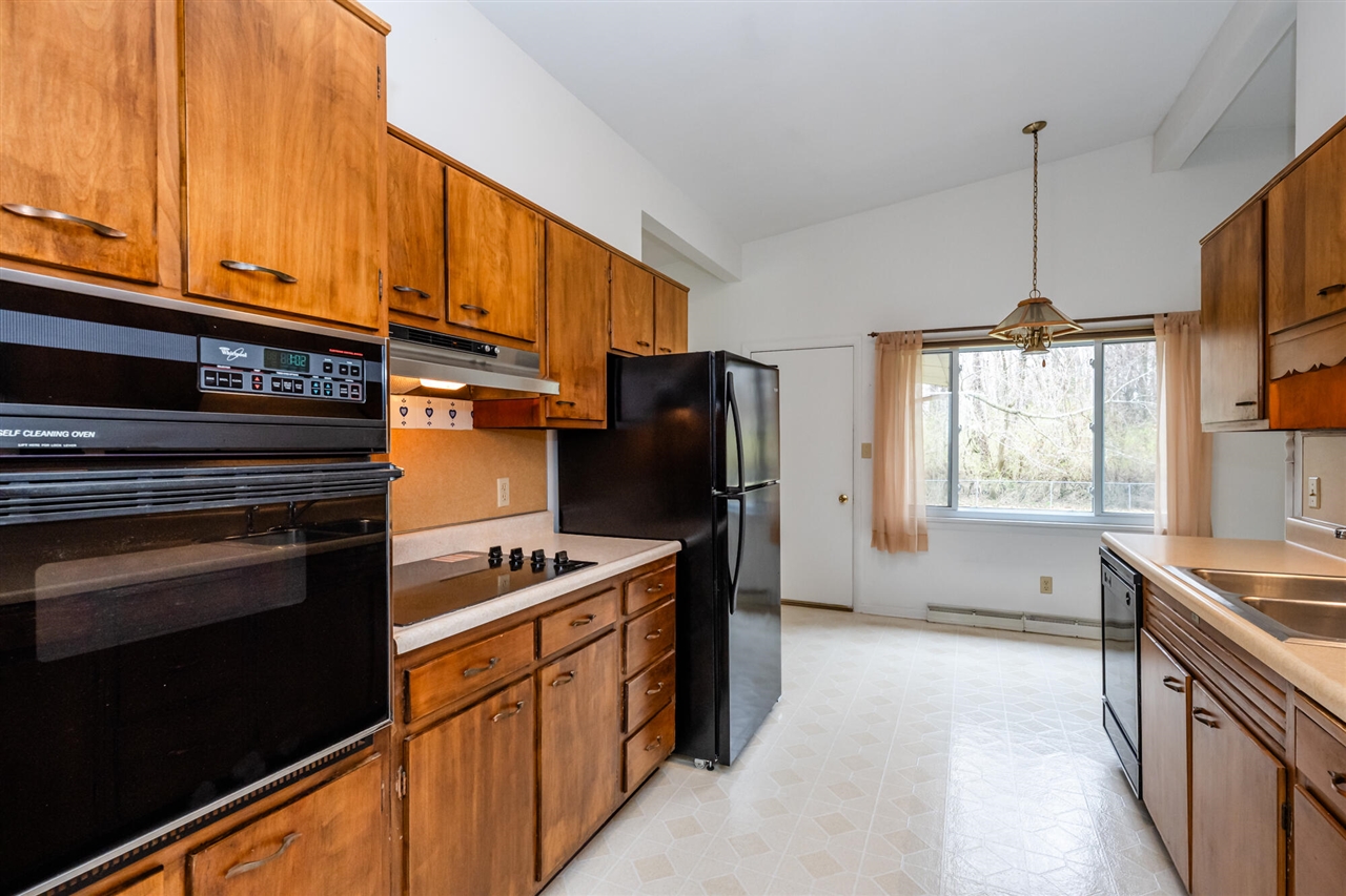 6731 Bayview Drive, Coloma, MI, 49038-9523