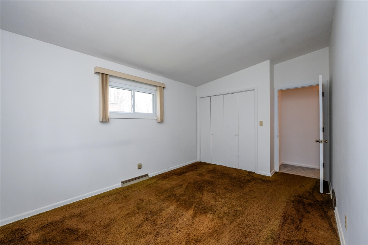 6731 Bayview Drive, Coloma, MI, 49038-9523