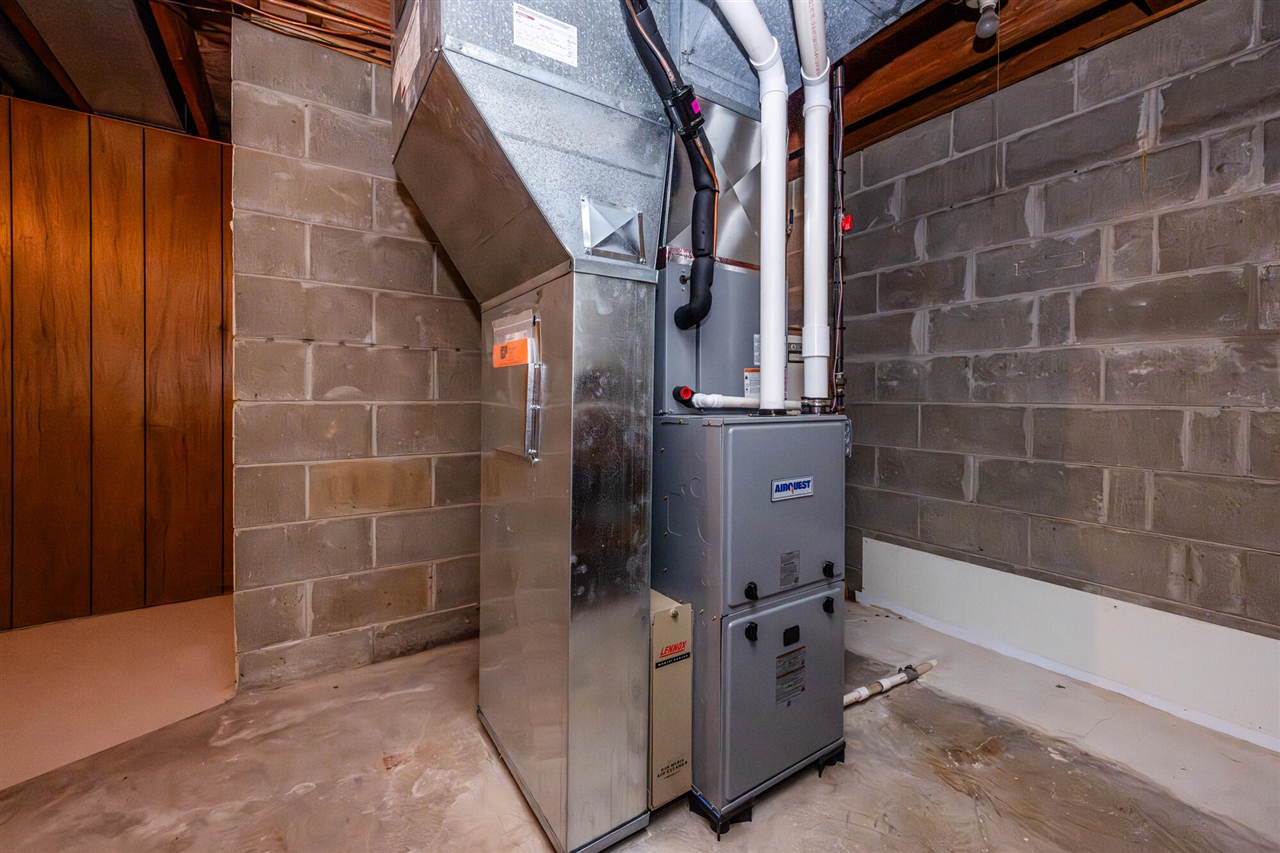 6731 Bayview Drive, Coloma, MI, 49038-9523