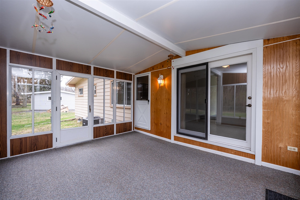 6731 Bayview Drive, Coloma, MI, 49038-9523