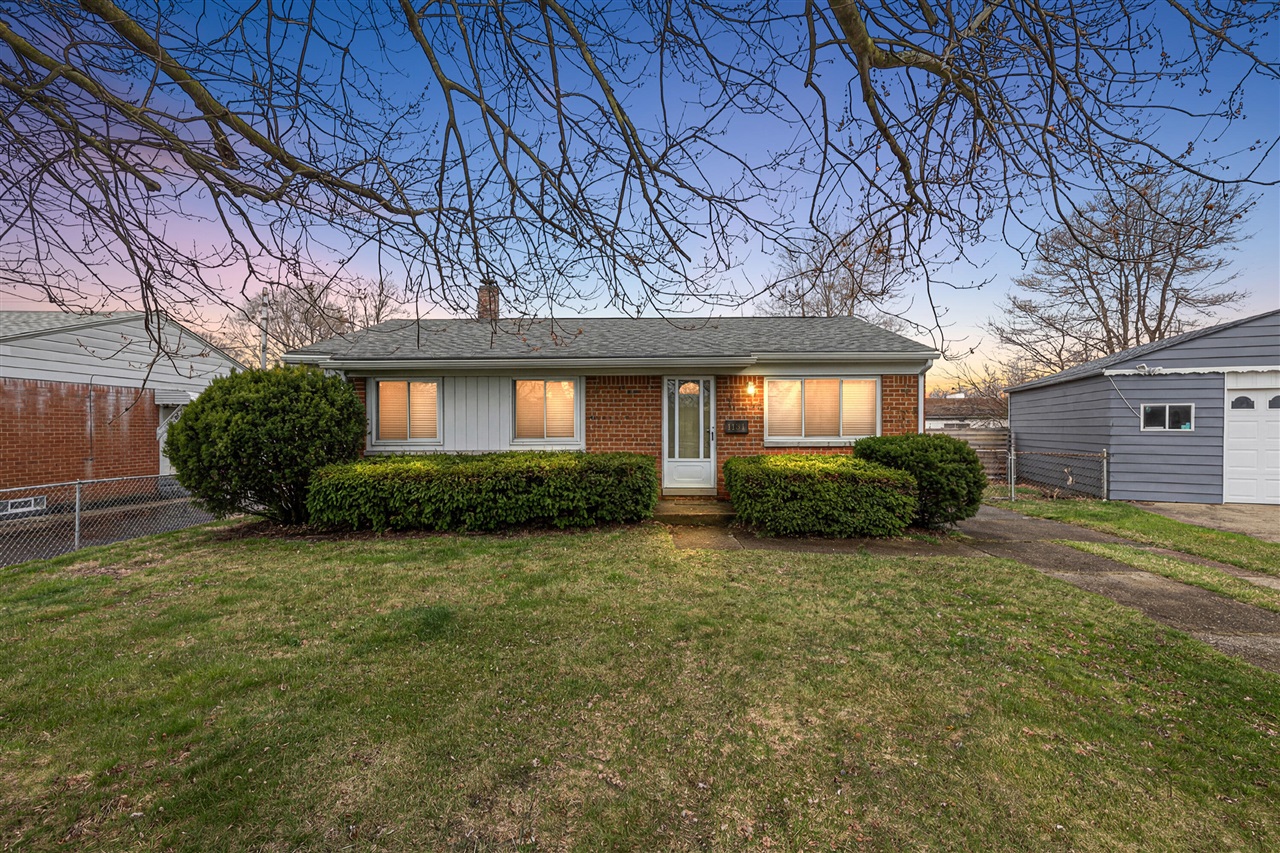 26071 Compson Street, Roseville, MI, 48066 3110