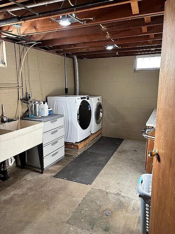 371 N Stiles Road, Ludington, MI, 49431-9103