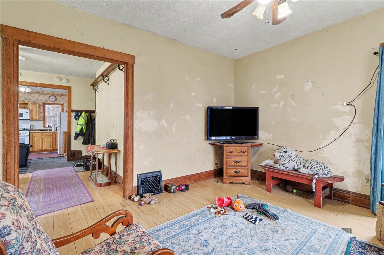 25 Vale Street, Battle Creek, MI, 49014-6328