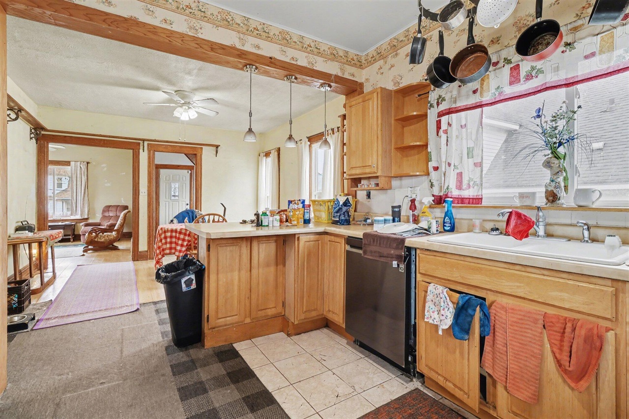 25 Vale Street, Battle Creek, MI, 49014-6328