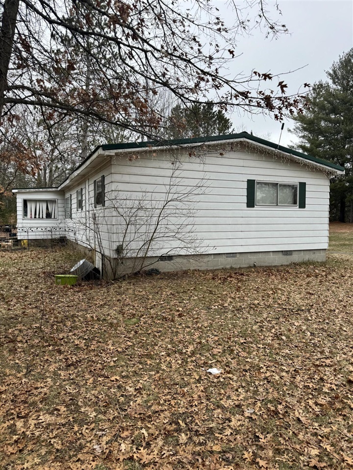 3rd image of 10365 Cadillac Dr, Lake, MI 48632 | MLS# 70523268