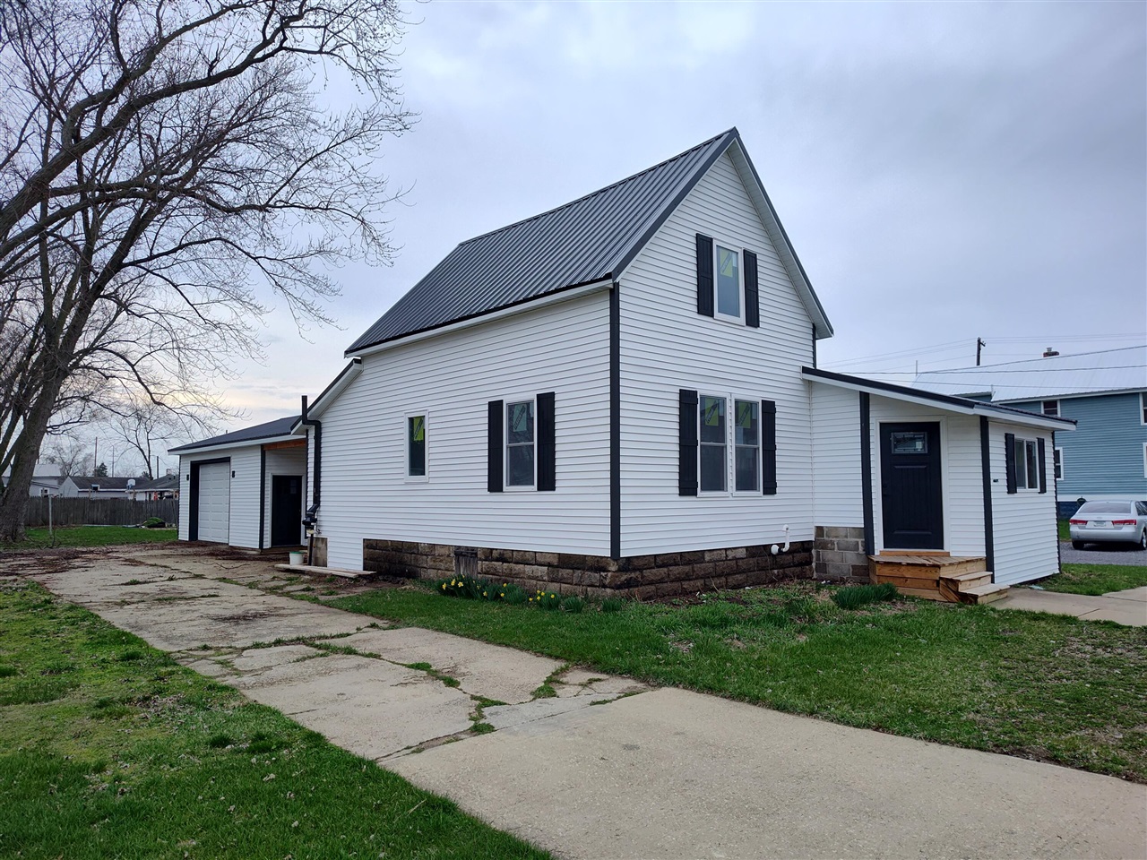 2nd image of 509 N Walker St, Bronson, MI 49028 | MLS# 70523274