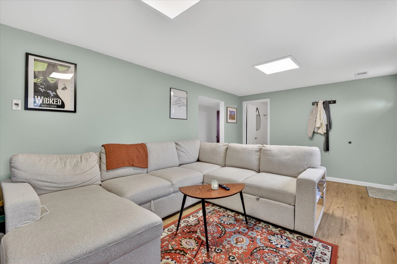 1176 Borgstrom Avenue, Ypsilanti, MI, 48198-6404